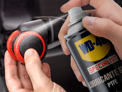 Cómo limpiar las ruedas de tu silla de oficina